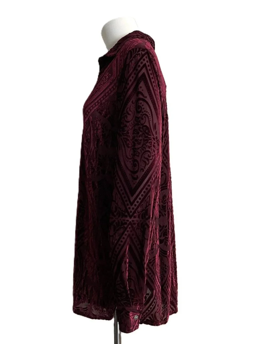 Foxcroft Top Sz 10 Burgundy Velvet Burnout Button Down Blouse Semi-Sheer Luxury
